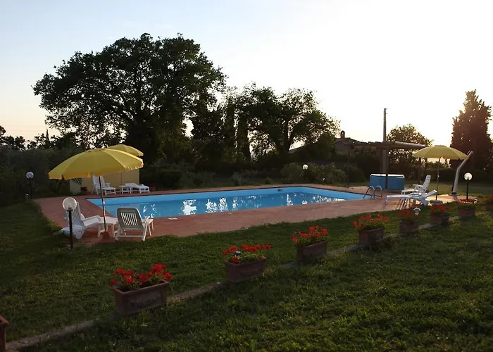 Vigna Lontana ファームステイ モンテスクダイオ