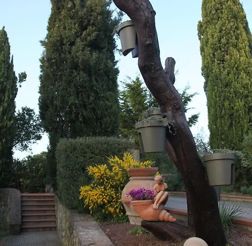 Vigna Lontana ファームステイ モンテスクダイオ